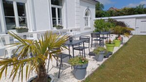 TERRASSE DVT la maison
